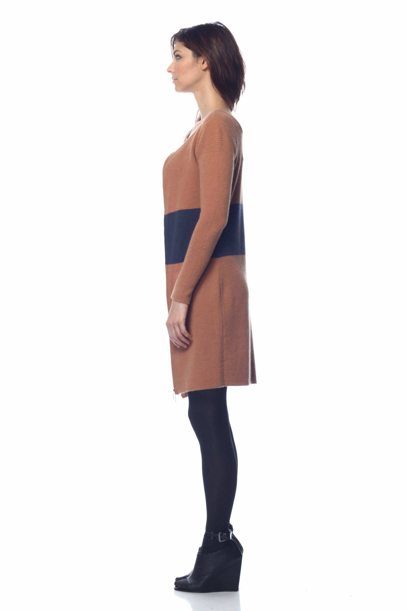 S10057_CMLZ_look2_fr_zoom_style2