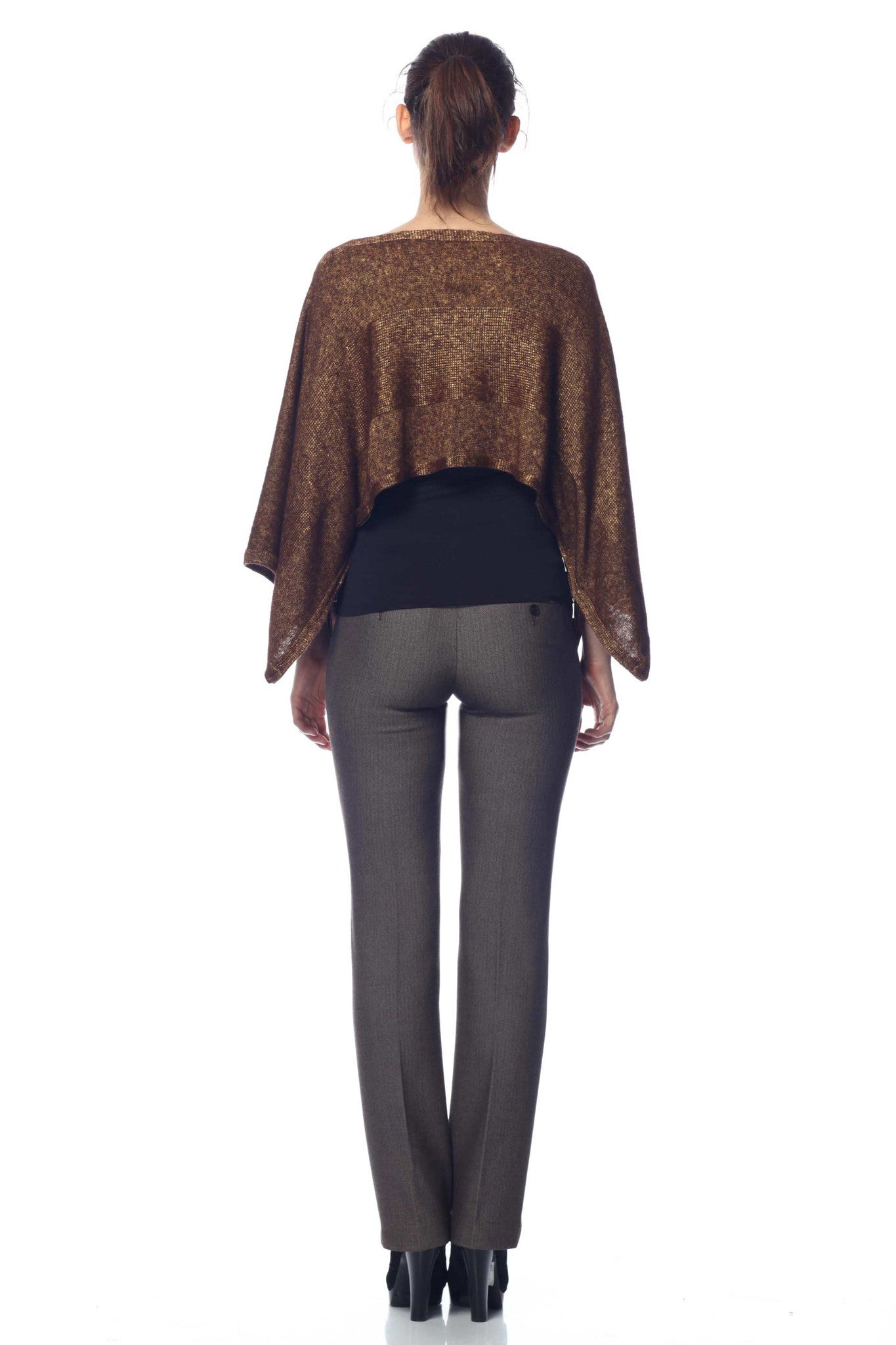 S10070_GLD0_look3_fr_zoom_style3
