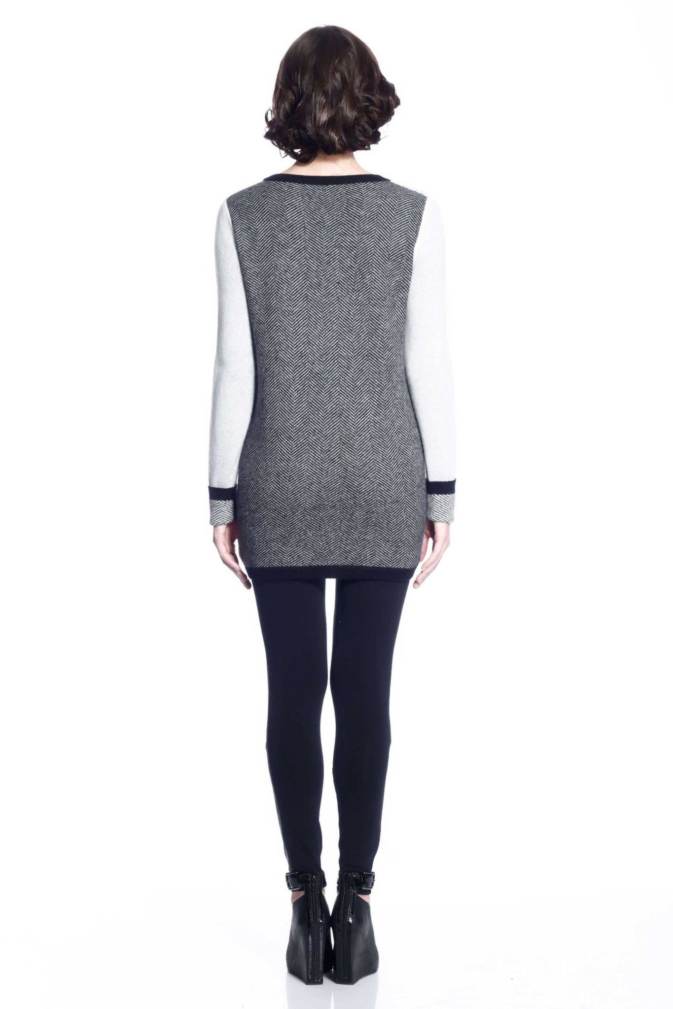 S10102A_BLKZ_Look1_fr_style2