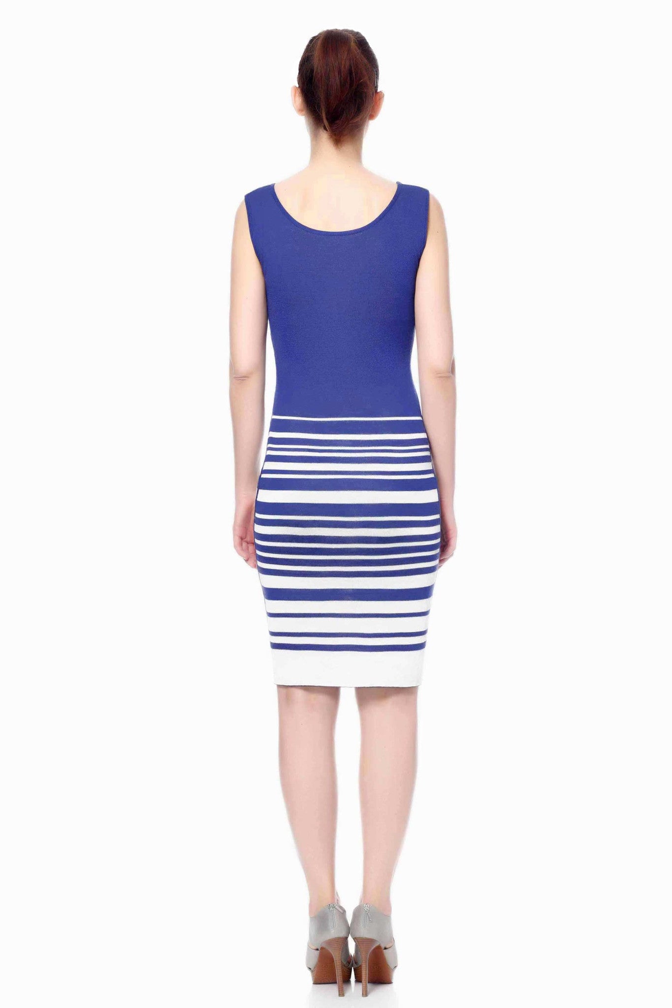 S10123A_NVYZ_Look2_Bk_style