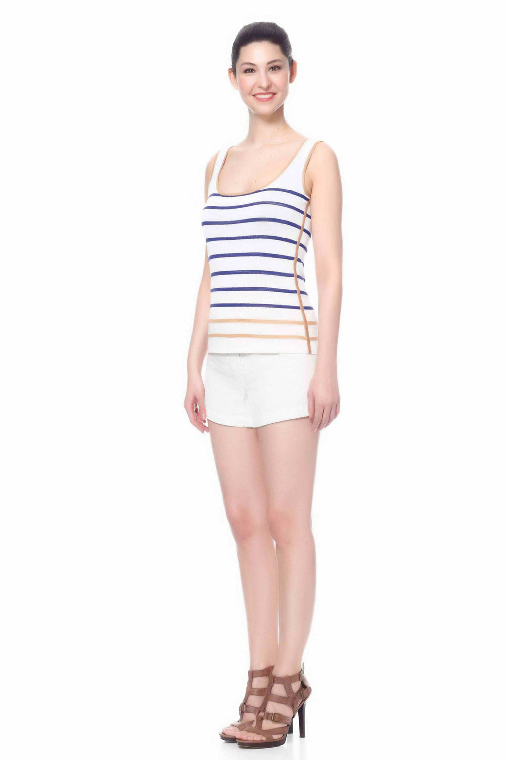 S10136A_NVYZ_Look2_Fr_style2